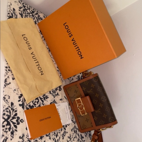 Louis Vuitton Monogram Dauphine Mini - Picture 1 of 14